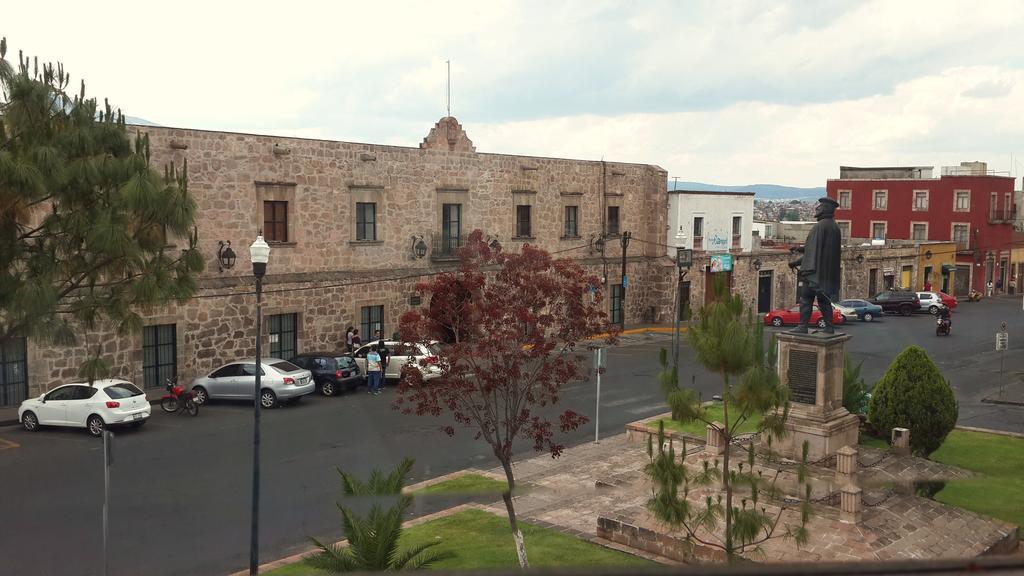 Hotel Casa Del Virrey & Suites Morelia Exterior photo