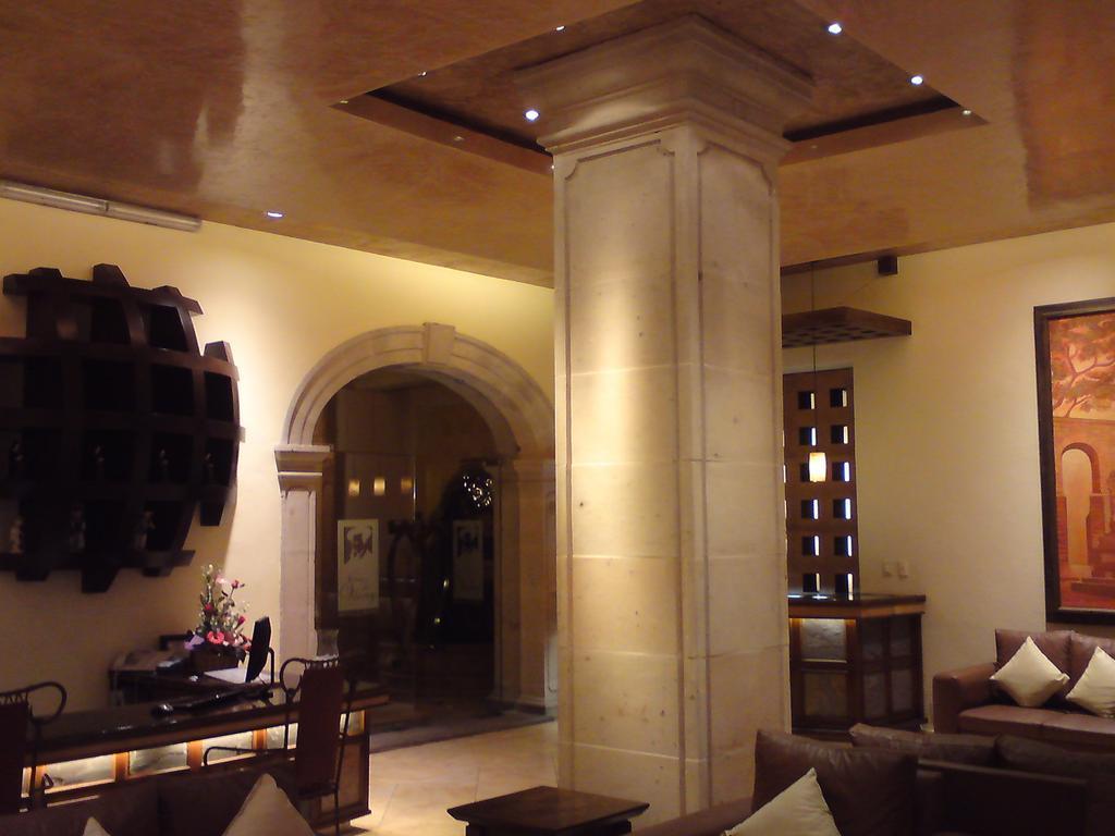 Hotel Casa Del Virrey & Suites Morelia Exterior photo